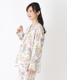  LAURA ASHLEY/【GIFTにおすすめ】メーガン柄 ダブルガーゼ ルームトップス/505914236