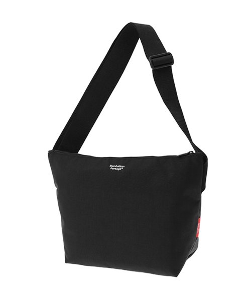 Manhattan Portage(マンハッタンポーテージ)/Cobble Hill Nylon Messenger Bag (M) No Flap/Black