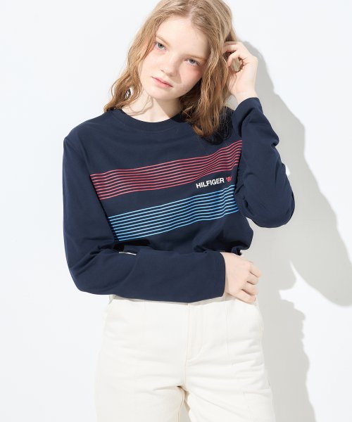 TOMMY HILFIGER(トミーヒルフィガー)/チェストヒルフィガー85ロングスリーブTシャツ/ネイビー 