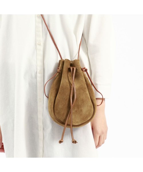 アーツアンドクラフツ ショルダーバッグ ARTS&CRAFTS ブランド 巾着 本革 レザー 無地 紐 日本製 KUDU NAKED MEDICINE BAG 