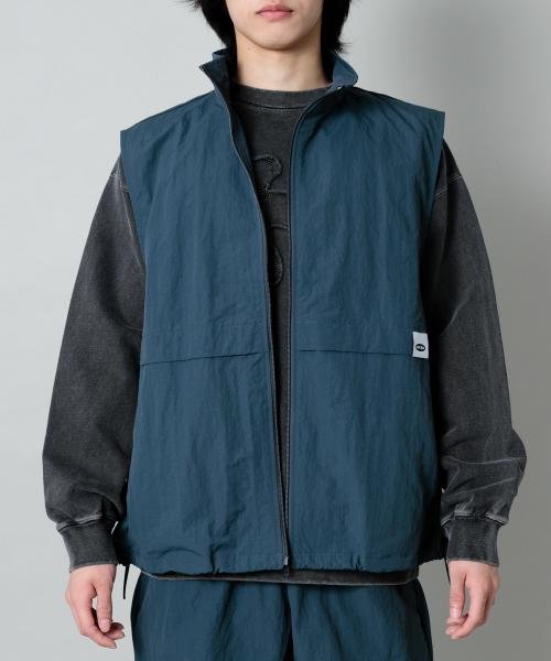 SENSE OF PLACE by URBAN RESEARCH(センスオブプレイス バイ アーバンリサーチ)/ddp　NYLON TRACK VEST Camille2/BLUE