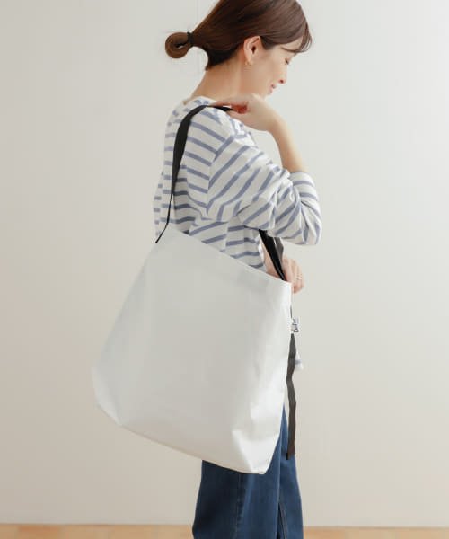 URBAN RESEARCH DOORS(アーバンリサーチドアーズ)/DRIFTER　PLAIN SHOULDER BAG/別注WHITE