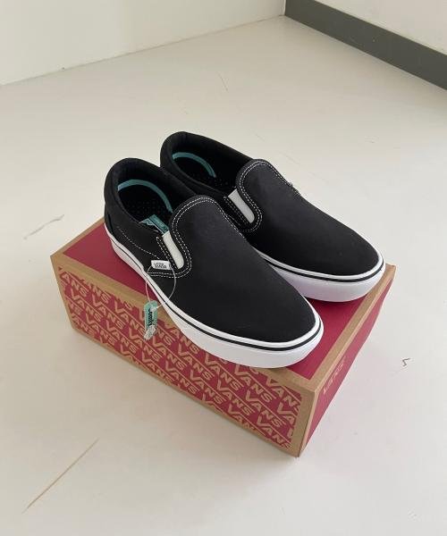 URBAN RESEARCH DOORS(アーバンリサーチドアーズ)/VANS　UA ComfyCush SlipOn/BLACK