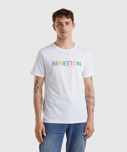 BENETTON (mens)(ベネトン（メンズ）)/ロゴプリント入りオーガニックコットン半袖Tシャツ/ホワイト系その他
