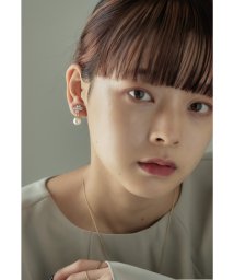 niana/niana ニアナ ビジューフラワーパールイヤリング 両耳 アクセサリー 花 フワラーモチーフ シンプル 小さめ ゴールド シルバー レディース ジュエリー 普/505931779