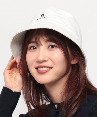 フルラ FURLA バケットハット フロントロゴ