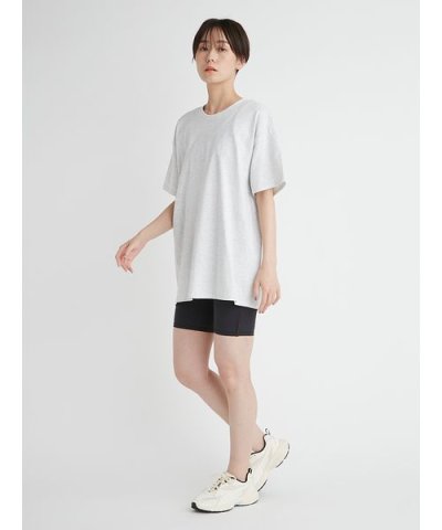 【emmi atelier】ewcロゴTシャツ