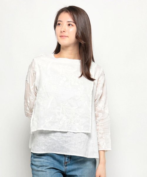 Tiara(ティアラ)/Layered blouse/オフホワイト