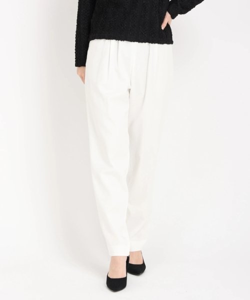 タックテーパードパンツ 