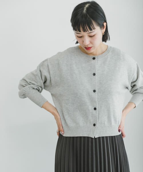 ITEMS URBANRESEARCH(アイテムズ アーバンリサーチ（レディース）)/クルーネックニットカーディガン/OFF