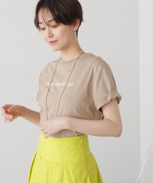 N Natural Beauty Basic(エヌナチュラルビューティベーシック)/モダンフォントロゴTシャツ/モカ