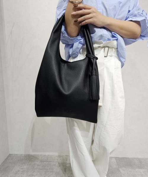 UNGRID bag(アングリッド　バッグ)/ソフトシュリンク　ビッグタッセル　マルシェバッグ/BLK