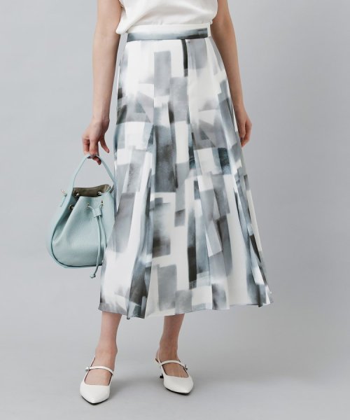 セール】【1枚で着映え／洗える】アートプリント フレアスカート  