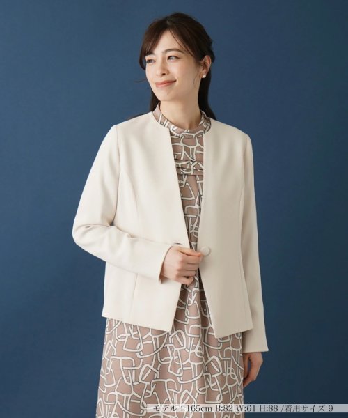 ノーカラージャケット 