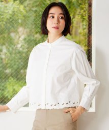 JIYU-KU（SMALL SIZE）(自由区（小さいサイズ）)/【カタログ掲載・洗える】裾刺繍エンブロイダリー ブラウス/オフ