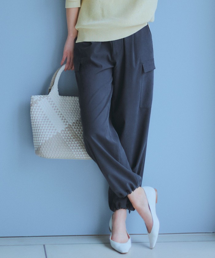 Oggi4月号掲載/洗える】シルキーストレッチ パラシュートパンツ