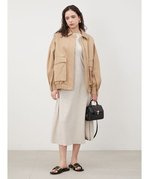 袖ボリュームスウィングブルゾン 予めご了承ください