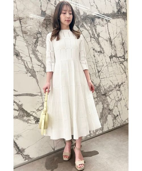 ディフォーメーションニットワンピース 予めご了承ください 総丈 最大 108cm