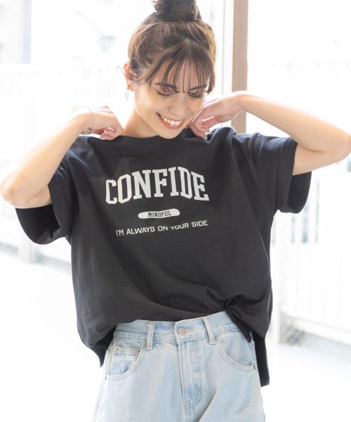 ad thie(アドティエ)/CONFIDE プリント カレッジロゴ ショート丈 サイドスリット コットン Tシャツ 半袖 ゆったり 春 夏/ブラック