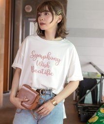 ad thie(アドティエ)/SYMPHONYロゴプリントTシャツ ビックシルエット 半袖 サイドスリット ロング丈 チュニック 春 夏/オフホワイト系1