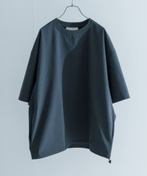 URBAN RESEARCH(アーバンリサーチ)/『撥水』SOLOTEX STRETCH SHORT－SLEEVE T－SHIRTS/CHARCOAL