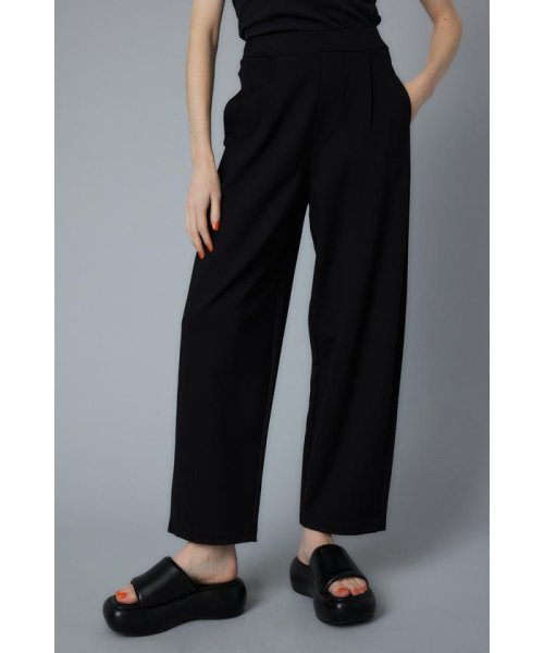 HeRIN.CYE(ヘリンドットサイ)/ponte cocoon pants/BLK