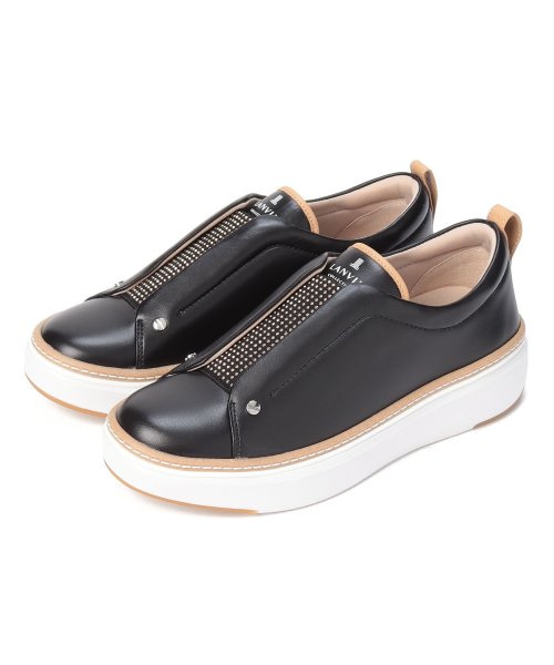 スタッズスリッポンスニーカー 