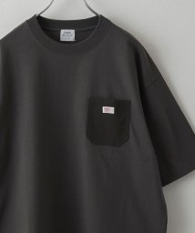 coen(coen)/SMITH’S（スミス）別注シンプルポケットTシャツ/DK.GRAY