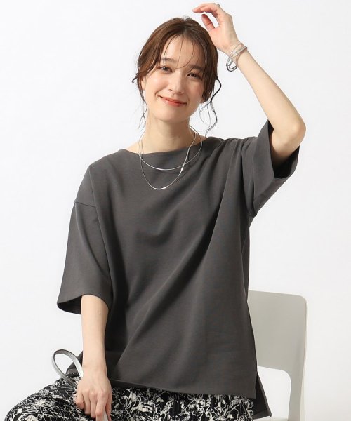 SHOO・LA・RUE(シューラルー)/【洗える】大人が一枚で着こなしやすい さらっとコットン五分袖Tシャツ/チャコールグレー（014）