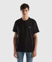 BENETTON (mens)(ベネトン（メンズ）)/ブランドロゴワッペン付きクルーネック半袖Tシャツ・カットソー/ブラック