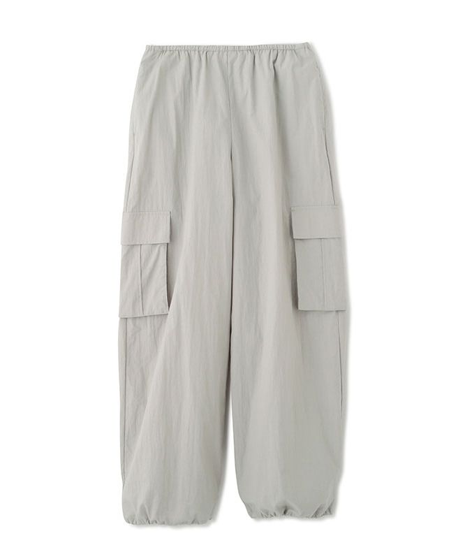 ETRE TOKYO (エトレトウキョウ)ナイロンワークパンツ ETRE TOKYO（エトレトウキョウ）の「ナイロンワークパンツ