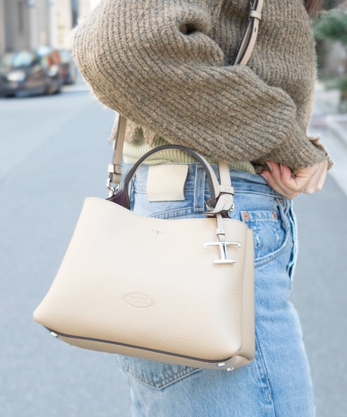 TODS(トッズ)/TOD'S トッズ Tタイムレス マイクロ ハンド バッグ レザー/ベージュ