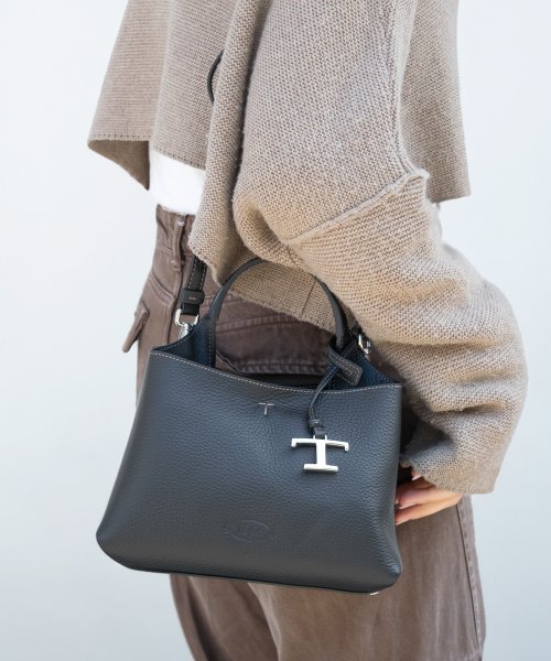 TODS(トッズ)/TOD'S トッズ Tタイムレス マイクロ ハンド バッグ レザー/ブラック
