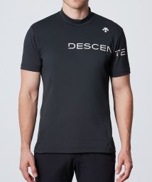 DESCENTE GOLF(デサントゴルフ)/モックネックベアスムース半袖シャツ/ブラック