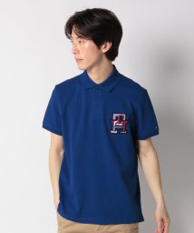 TOMMY HILFIGER/モノグラムバッジレギュラーポロシャツ/505993130