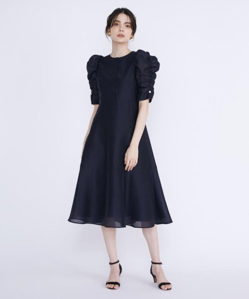 《M Maglie le cassetto》ギャザースリーブワンピース Maglie le