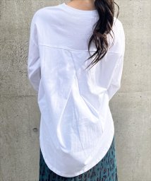 ANAP(アナップ)/タック 裾ラウンド ロング Tシャツ/ホワイト