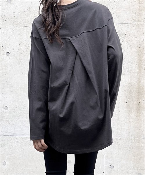 ANAP(アナップ)/タック 裾ラウンド ロング Tシャツ/ブラック