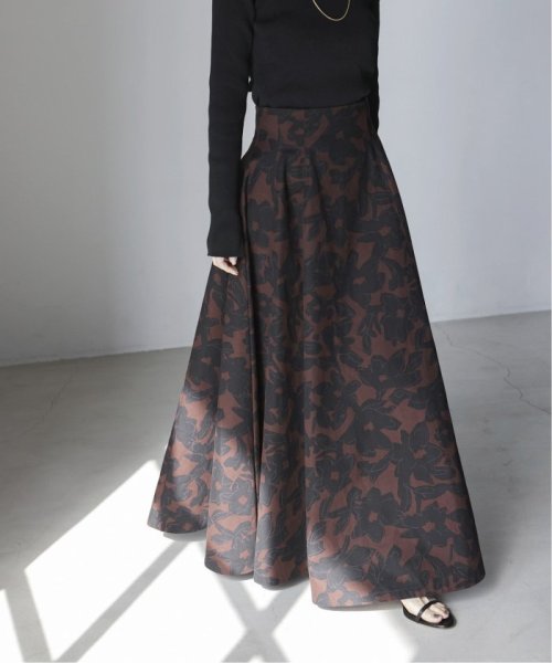 アルチザンフラワープリントフレアスカート 