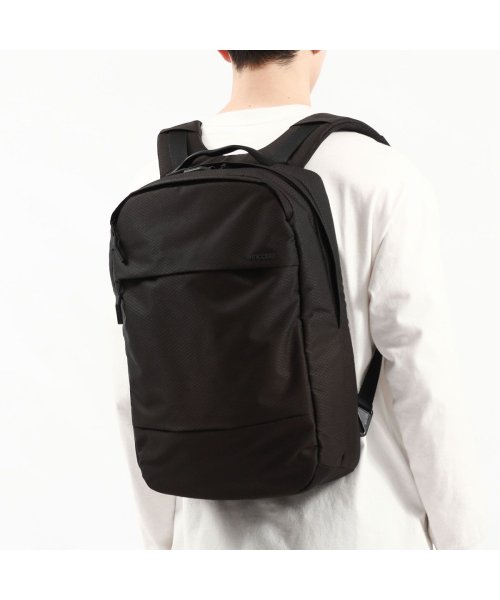 incase(インケース)/【日本正規品】インケース Incase 19.7L City Compact Backpack With Diamond Ripstop 37181014/ブラック