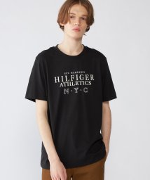 TOMMY HILFIGER/ヒルフィガースタックロゴTシャツ/506005469