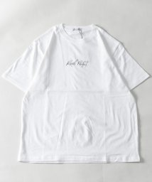 Nylaus(ナイラス)/レギュラーフィット スモールロゴ アソートプリント ショートスリーブTシャツ 半袖Tシャツ/ホワイト