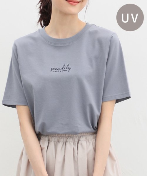 Honeys(ハニーズ)/ロゴ刺繍Ｔシャツ トップス Tシャツ 半袖 綿 コットン UVカット 大人カジュアル /ブルー