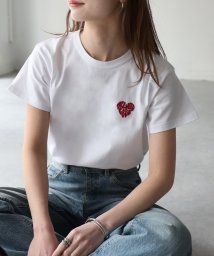 Riberry(リベリー)/ハートロゴラメ刺繍コンパクトTシャツ/ホワイト×レッド