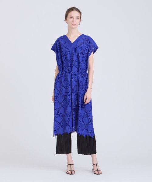 シフリー刺繍ワンピース 