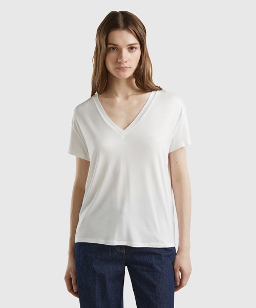 BENETTON (women)(ベネトン（レディース）)/ビスコースVネック半袖Tシャツ・カットソー/ホワイト
