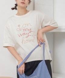 POU DOU DOU(プードゥドゥ)/on my way home刺繍Tシャツ/アイボリー