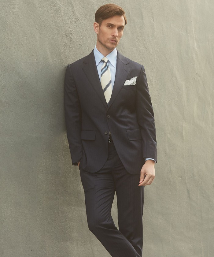Ermenegildo Zegna】TRAVELLER スーツ(ネイビーストラ Ermenegildo Zegna】TRAVELLER スーツ(ネイビーストラ
