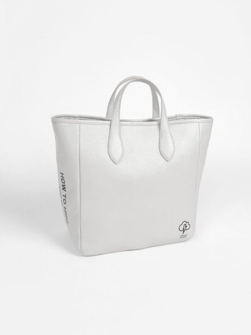 intoxic×nouer SIDE LOGO LEATHER TOTE 【TREASURE TOPKAPI】トレジャー トプカピ【アーカイブ】マイルドサテン スカーフ パネル柄 トートバッグ 2023 AAA1837838985 (14000円)