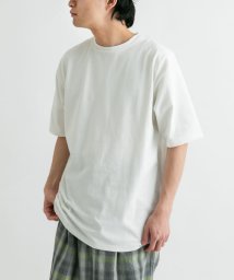 EKAL(EKAL)/エンブロイダリースモールロゴTシャツ/ホワイト